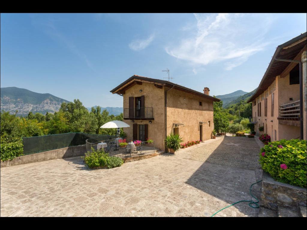 B&B Ronco Degli Ulivi Ізео Екстер'єр фото